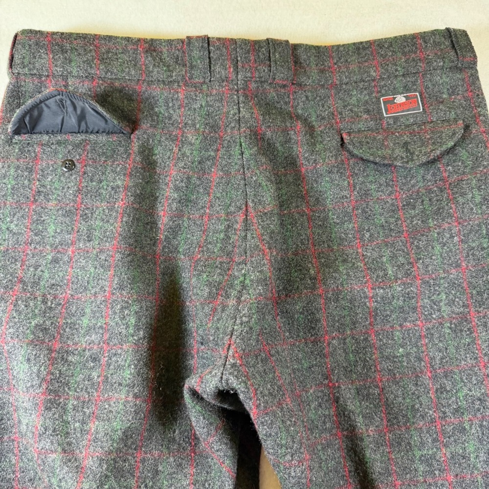 Johnson Woolen Mills Adirondack Plaid Pants Grey Red Green Style 115 44x32‎ USA